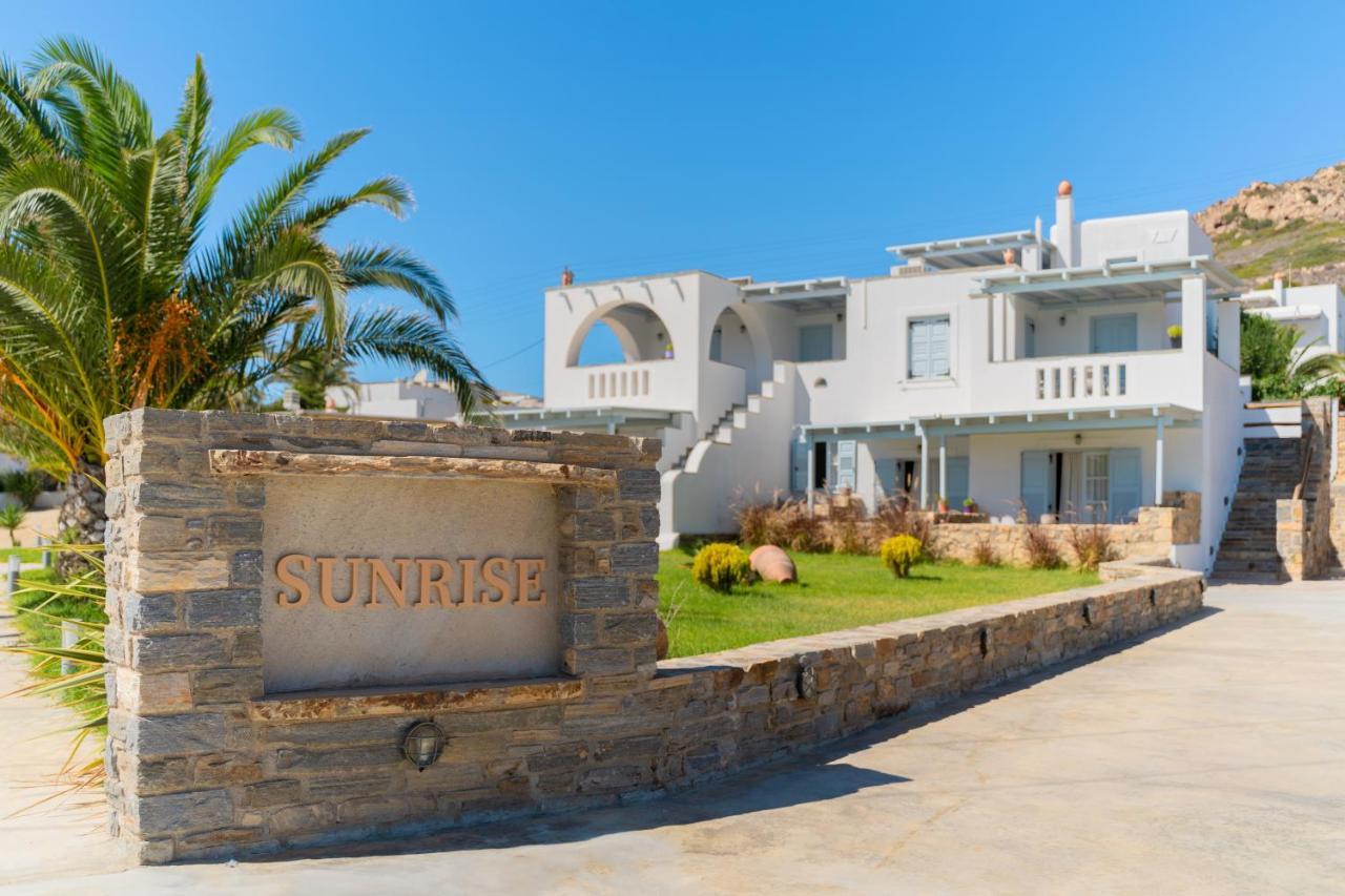 Sunrise Studios Stelida  Luaran gambar